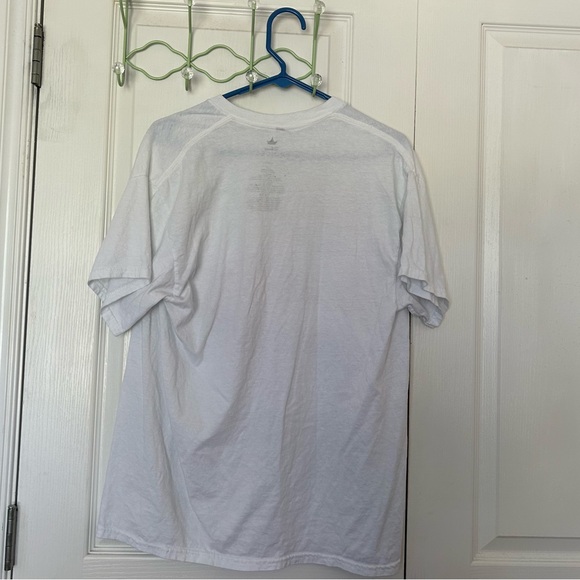 🆕Disney Ariel Size Large Shirt - Picture 2 of 3